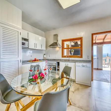 Hébergement de vacances With Panaromic Views In Mallorca Inca (Mallorca)